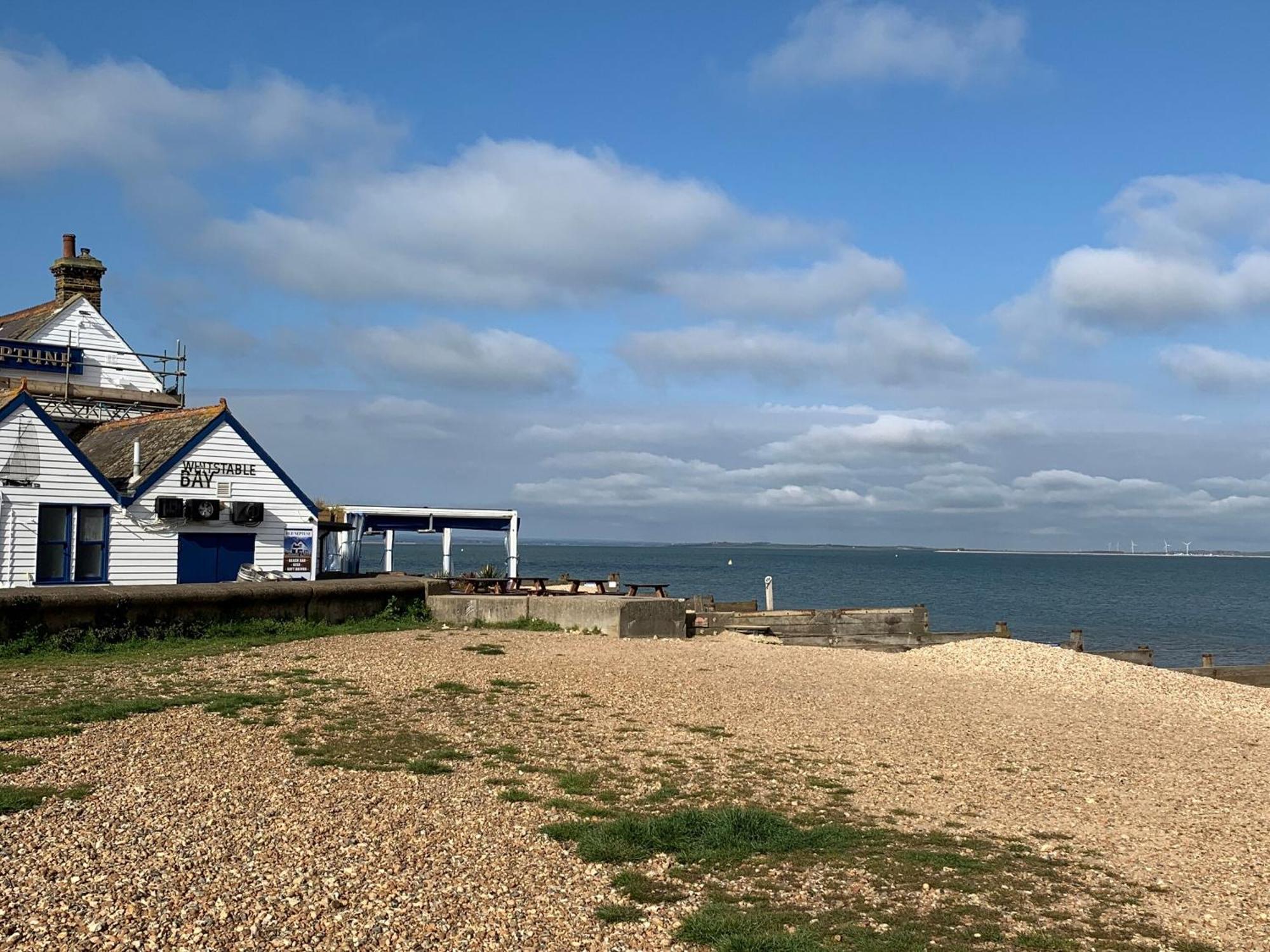 Vitamin Sea Residency Herne Bay Exterior photo