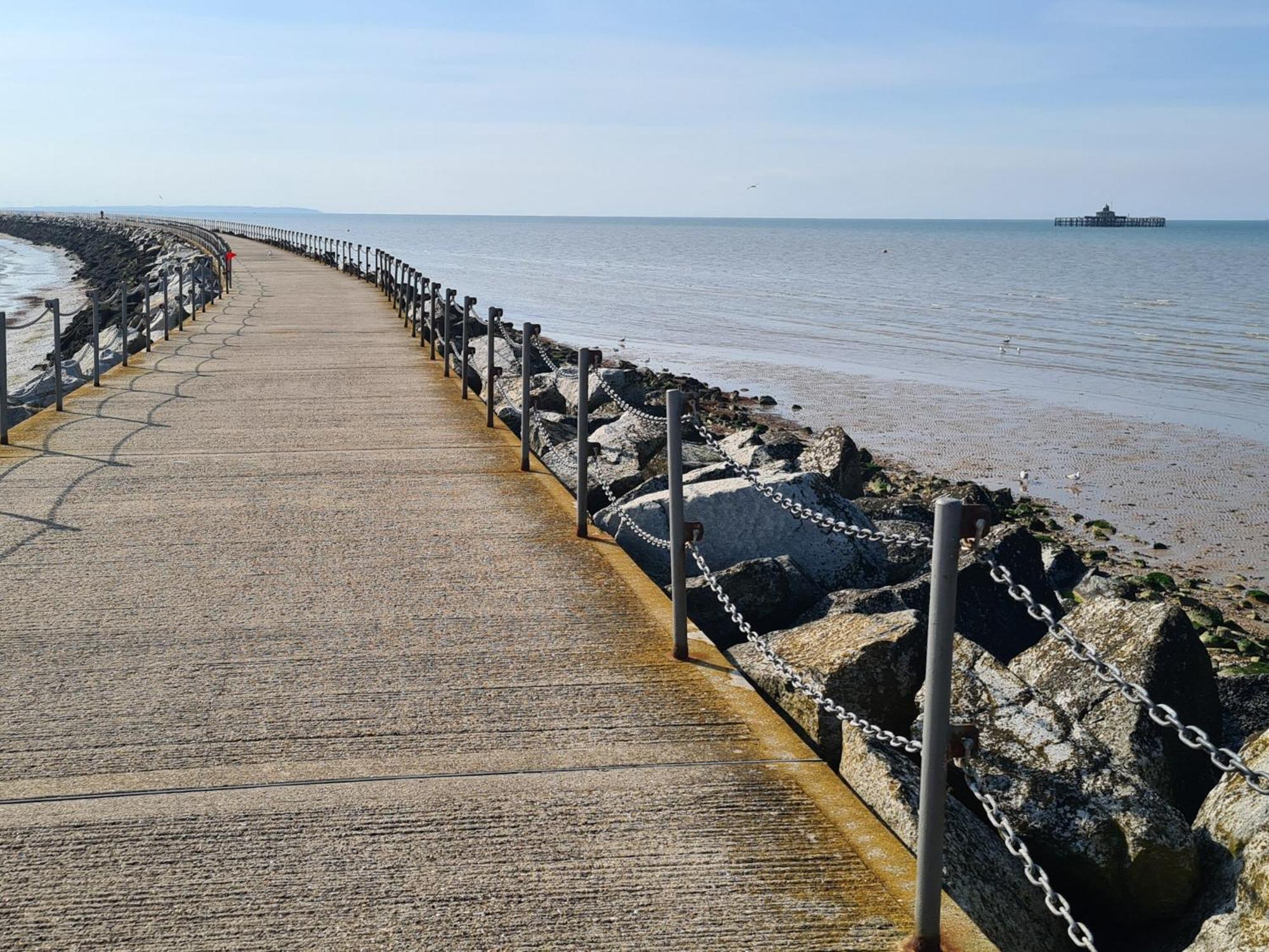 Vitamin Sea Residency Herne Bay Exterior photo